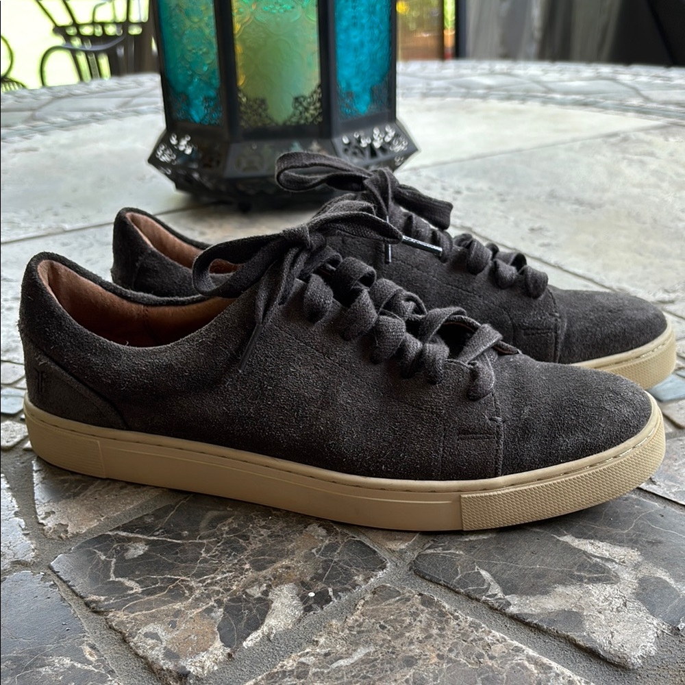 Frye Gray Sneakers with Lace-Up Design and Minimalist Style